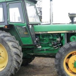 foto 10310HP tractor JD3340 Deere